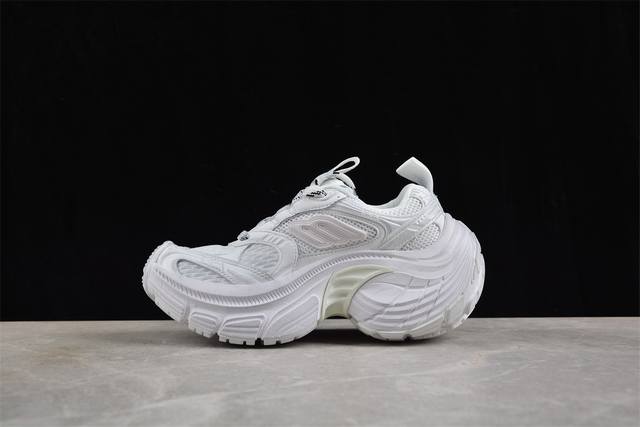 Balenciaga Track Sneaker 巴黎世家十二代 户外概念复古老爹鞋 专柜同步包装 原装大盒 尺码：35 36 37 38 39 40 41 4