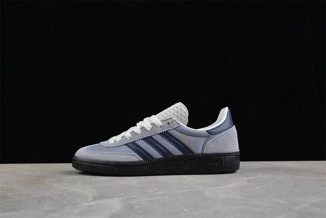 Ad Handball Spezial 阿迪达斯经典款复古休闲板鞋 Jr0 尺码：36 36.5 37 38 38.5 39 40 40.5 41 42 42.