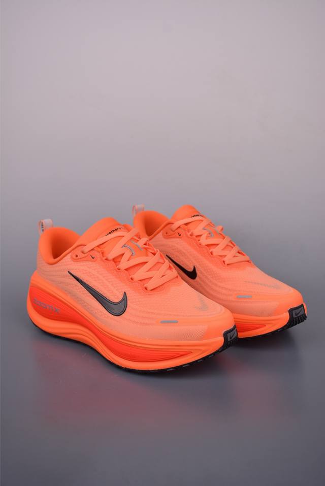 Nike Reactx Pegasus Plus 纯原版本 飞马跑步鞋 市售最高品质 全新高端零售平台专供 细节区别市面真标 后跟覆面和中足动态支撑巧妙融合 缔