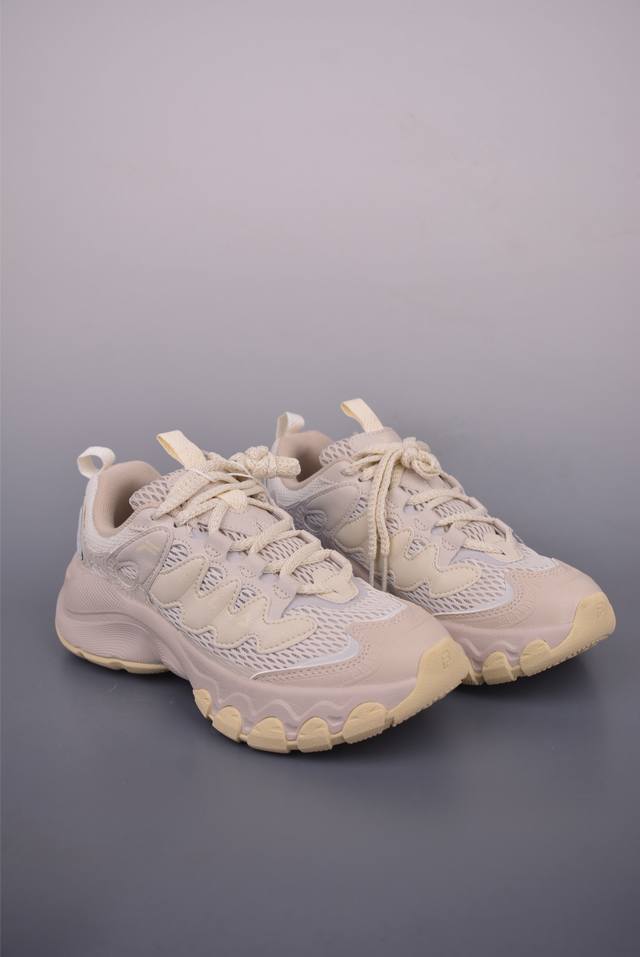Fila Fusion 斐乐潮牌 时尚潮流休闲运动板鞋 纯原版本 鞋面设计理念源自于历史篮球鞋款Smash 从其复古鞋面提炼元素 结合板鞋鞋底做现代拼接的混搭风
