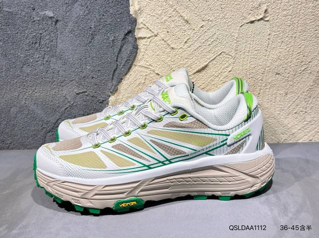 新品上市实拍 Hoka U Restore Ct 全新配色 一脚蹬系列，这个品牌来自于新西兰的毛利语，Hoka表示大地，One One表示飞越，连起来就是飞越地