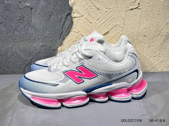 New Balance 0复古单品N经典的配色，沿袭了面世之初的经典科技，以Encap中底配以升级版N-Ergy缓震物料。M 0 Qdldzc1108