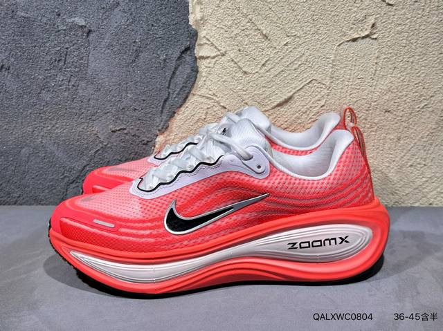 新品上市实拍 耐克Nike Vomero Plus 舒适减震防滑低帮跑步鞋 Hv8 001 全掌Reactx泡绵中底 前掌和后跟还配备了Air Zoom气垫单元