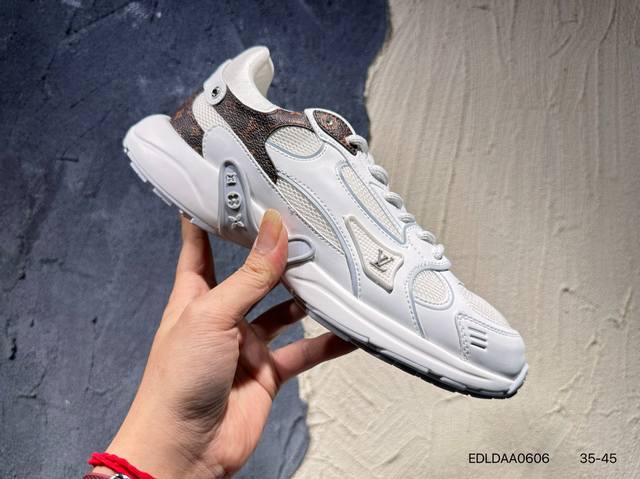新品上市实拍 全新Lv路易威登Louis Vuitton Trainer Sneaker Low休闲运动文化百搭拖鞋Edldaa0606