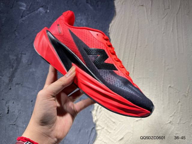新品上市实拍 New Balance 新百伦Fuelcell 简约 织物 网布防滑耐磨透气轻便 低帮 马拉松跑步鞋 货号:Mfcxcp10 尺码:36 37 3