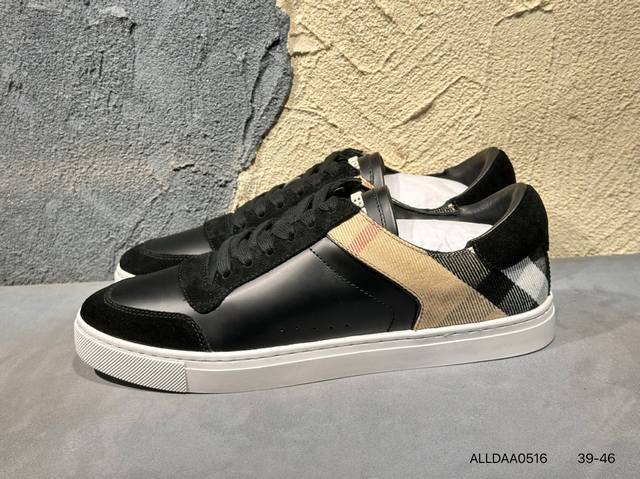 新品上市实拍 小红书爆款 巴宝莉 明星同款 新款时尚百搭休闲款 鞋面走线精整 清晰质感 原单品质 采用家族工艺 高端时尚 简约大气 防滑舒耐磨休闲鞋Alldaa