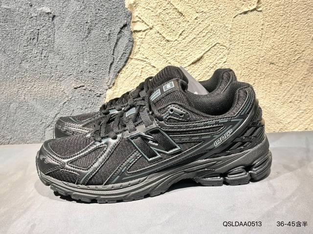 新品上市实拍 New Balance Warped Runner Uwrpomob 复古休闲运动慢跑鞋，破坏解构做旧，步态稳定。T-Beam大底提供足步弓支撑，