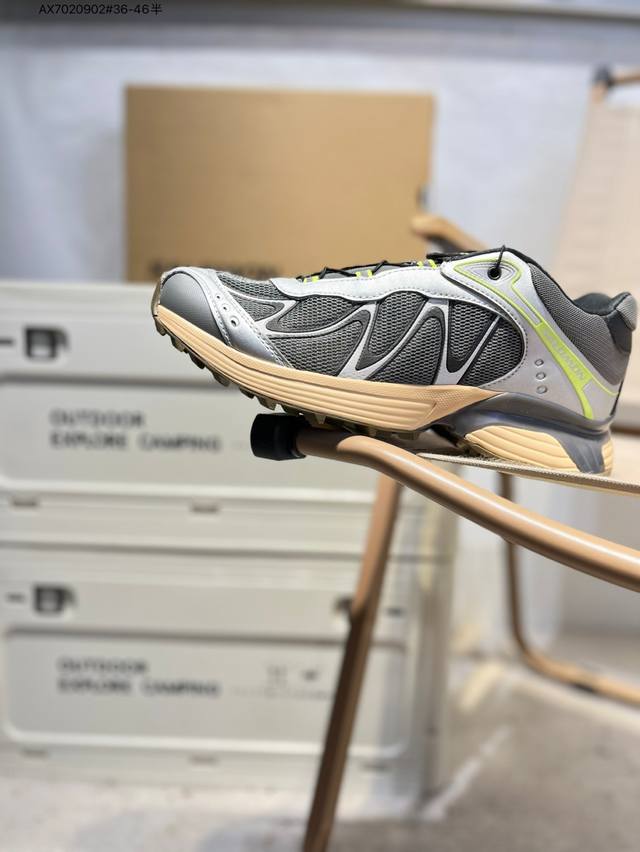 Salomon萨洛蒙 Xt-Whisper 时尚 舒适減震防滑耐磨 低帮跑步鞋鞋面采用Sensifit贴合技术 全方位贴合包裹脚型 鞋跟部鞋底牵引设计 提供强大