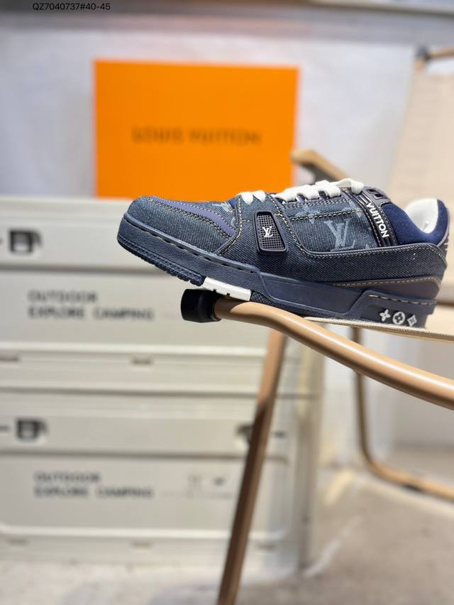 路易威登 Louis Vuitton Lv路易威登板鞋 新款 Lv Trainer最新配色运动鞋 L家 篮球鞋风格运动鞋 该鞋由艺术总监 Virgil Ablo