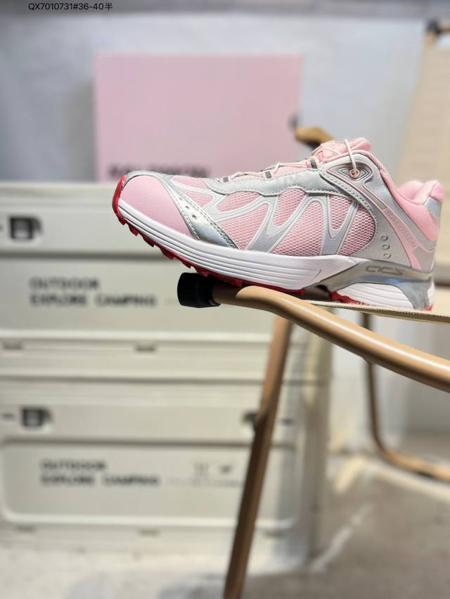 原 降价 Salomon萨洛蒙 Xt-Whisper 时尚 舒适減震防滑耐磨 低帮跑步鞋鞋面采用Sensifit贴合技术 全方位贴合包裹脚型 鞋跟部鞋底牵引设计