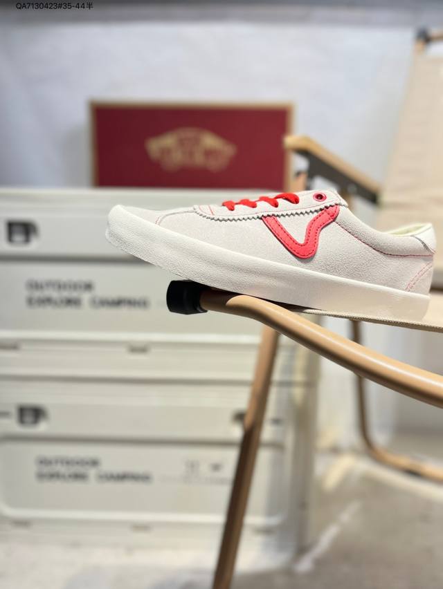 Vanssk8-Low万斯范斯官方 经典复古休闲运动板鞋，高端支线原始硫化工艺，艺术来源于生活成为了Vans美学的个性潮流标志，代表着光和希望，让你变得更加明亮