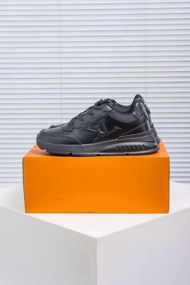 核心私 路易威登Louis Vuitton Trainer Sneaker Low 运动系列低帮复古百搭休闲运动文化篮球板鞋“ Virgil Abloh 从复古