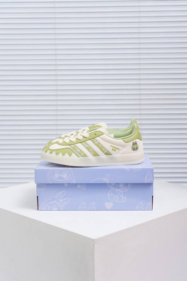 核心私 Adidas Samba Og 桑巴舞街头系列德训运动板鞋 采用固色翻毛皮组合牛剖革鞋面材质 外置正确3层组合围条加厚烟胶橡胶大底 货号：Dm1234-
