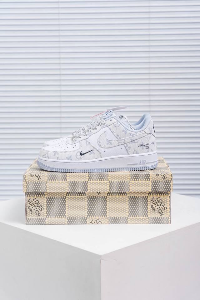 核心私 Air Force 1 原装级别 原楦头原纸板 打造纯正空军版型专注外贸渠道 全掌内置蜂窝气垫 原盒配件 原厂中底钢印、拉帮完美 货号：Sc0601 5
