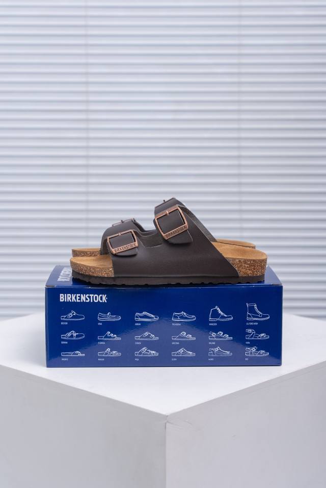核心私 博肯 Birkenstock 拖鞋 广东原产#德国百年知名鞋履品牌 博肯Birkenstock 勃肯#采用质地柔软牛皮绒面材质#中底搭载缓震软木橡胶 其