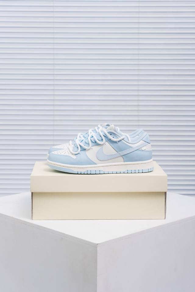 核心私 Nike Dunk 全套原楦原模倾力打造完美版型 独家原厂航空铝磨具打磨大底 鞋头坡度极致还原 无解鞋型 原盒原配 圈内天花板工艺 原厂冲刀 超高清洁度