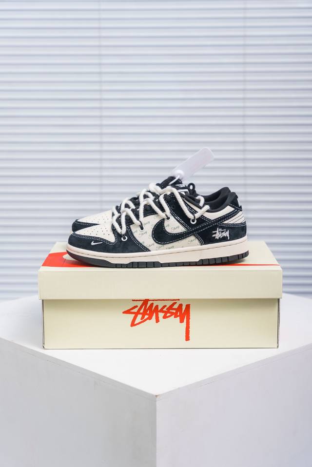 核心私 Nike Dunk 全套原楦原模倾力打造完美版型 独家原厂航空铝磨具打磨大底 鞋头坡度极致还原 无解鞋型 原盒原配 圈内天花板工艺 原厂冲刀 超高清洁度