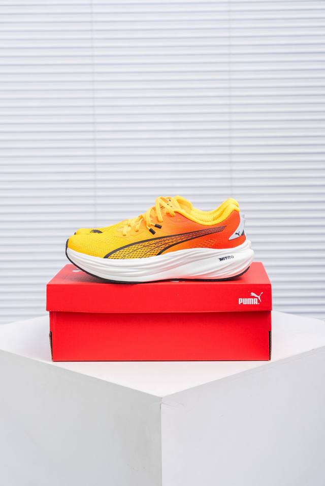核心私 Puma Deviate Nitro 3 彪破精英顶缓系列低帮氮气超轻量竞速休闲运动慢跑鞋 货号：310474 01 尺码：36 37 37.5 38