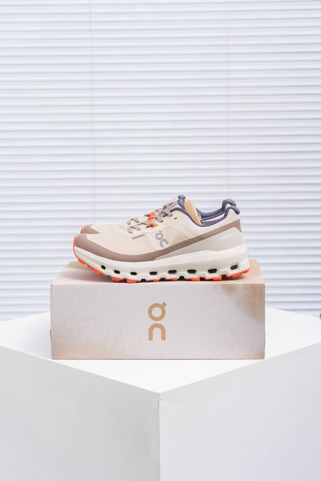 核心私 On昂跑 Cloud 户外街头机能风跑步鞋 Cloud Hi Edge户外机能融合街头潮流 越界开启全新都市探索 Cloudtec专利科技鞋底搭载耐温耐