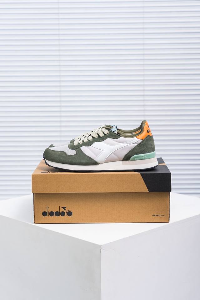 核心私 Diadora Camaro 迪亚多织物牛反绒复古跑鞋 C5603 #Camaro系列的灵感来源于1985年的运动型录，复古跑鞋的造型，Eva 减震中底