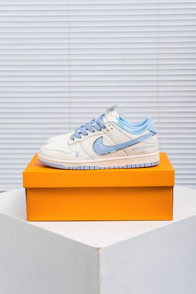 核心私 Nike Dunk 全套原楦原模倾力打造完美版型 独家原厂航空铝磨具打磨大底 鞋头坡度极致还原 无解鞋型 原盒原配 圈内天花板工艺 原厂冲刀 超高清洁度