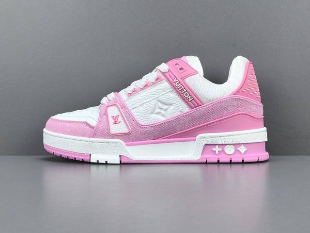 渠道优势， ！ 专柜版：驴牌 Louis Vuitton 路易威登 Lv Trainer 低帮休闲板鞋 尺码： 35 36 37 38 39 40 女款 注：此