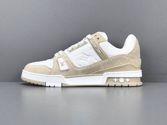 渠道优势， ！ 专柜版：驴牌 Louis Vuitton 路易威登 Lv Trainer 低帮休闲板鞋 尺码： 35 36 37 38 39 40 41 42