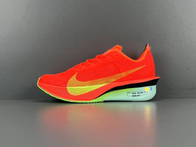 价格P下调 渠道优势 ！ G版 耐克跑鞋 Nike Vaporfly 4 简约百搭舒适休闲 织物减震 低帮跑步鞋 男款 货号Hf6414-600 尺码38.5