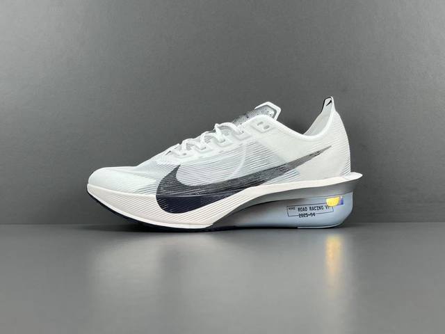 价格P下调 渠道优势 ！ G版 耐克跑鞋 Nike Vaporfly 4 简约百搭舒适休闲 织物减震 低帮跑步鞋 男款 货号Hf6414-100 尺码38.5
