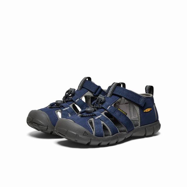 新色出货 潮牌二代轻便儿童溯溪两穿凉鞋 Size：24-37码 潮牌Keen升级二代轻便凉鞋 超轻超软超好穿 溯溪款两穿超便捷 魔术贴设计，穿脱超方便