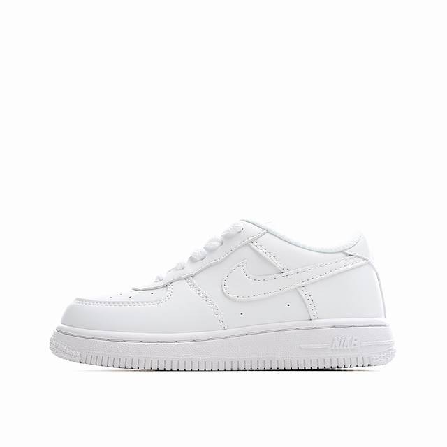 Nike Force 1 Low空军一号低帮儿童板鞋 Air Force 1于1982年推出，由Nike公 司的传奇设计师Bruce Kilgore设计，他摒弃