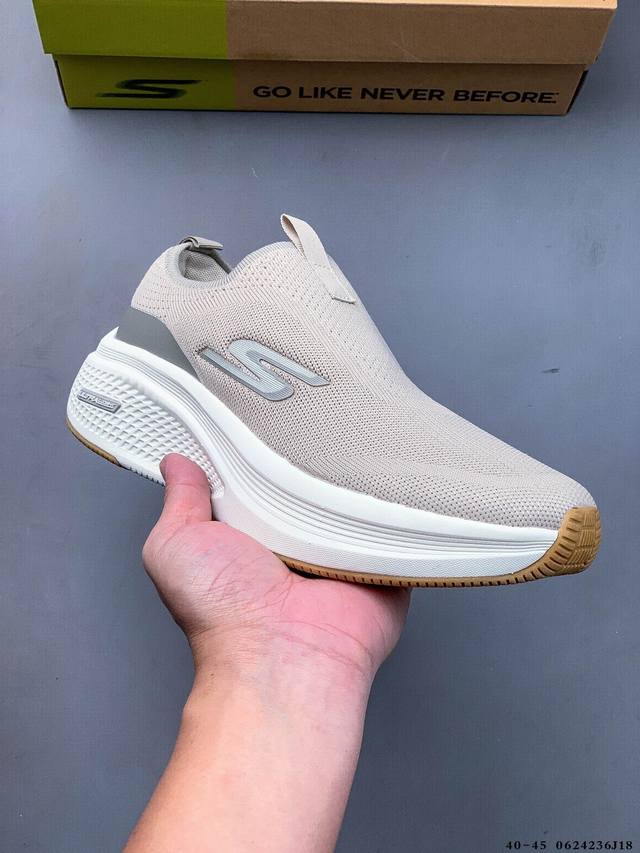集图 Skechers斯凯奇男女高透气回弹舒适缓震一脚蹬设计运动跑步鞋 0624236J18