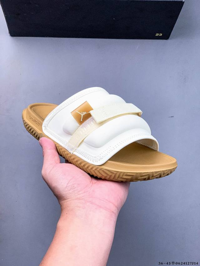 集图 Air Jordan Super Play Slide 夏季潮流新款拖鞋 本年度Aj拖鞋系列中 绝对的颜值担当 0624127J14