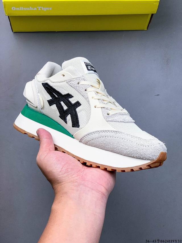 Onitsuka Tiger鬼塚虎Moage Co新款时尚情侣运动休闲鞋！产品从款式颜色造型上体现出追求舒适和细节的完美 鞋类更是推崇手工制作的严谨与完美 融舒
