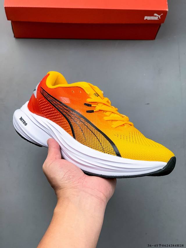 集图 Puma彪马Deviate Nitro 3 碳板竞训跑鞋！ Deviate Nitro出到了第三代，虽然是一双碳板跑鞋，但是可以把它当做一双万金油跑鞋，适