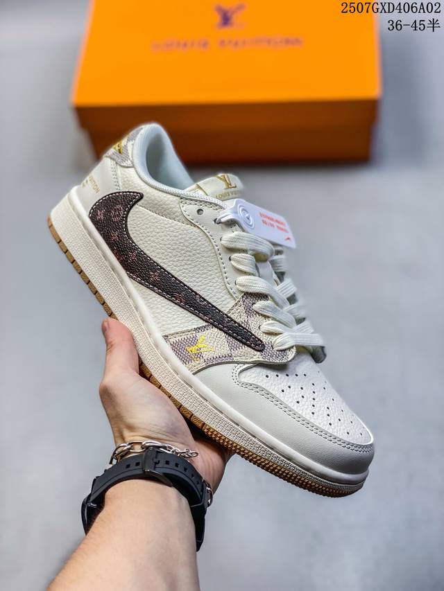 海外爆款限量发售！Travis Scott X Fragment Design X Jordan Air Jordan 1 Low Og Sp “Lv联名 米棕