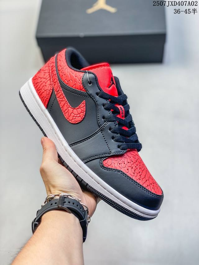 真标带半码 Jordan Air Jordan 1 Low 潮流舒适百搭 减震防滑耐磨 低帮 复古篮球鞋 男女款 红 黑 主货号:553558-013 尺码36