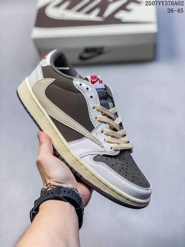 特价Aj1倒勾Travis Scott X Air Jordan 1 ” Reverse Mocha “ Aj1乔1 Ts 闪电 联名倒钩 低帮文化篮球鞋 完美