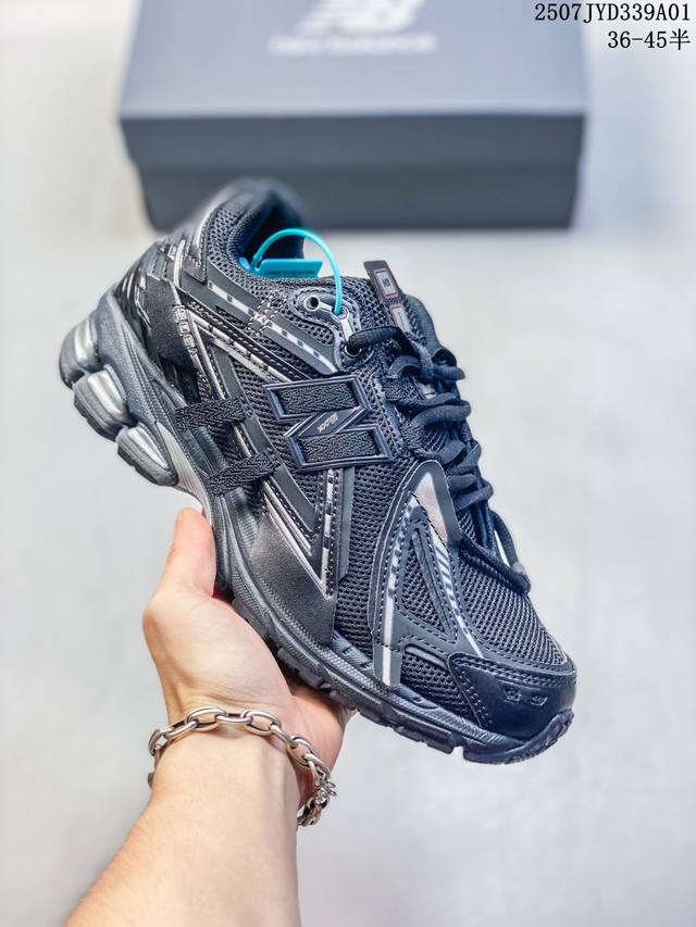 Nb新百伦 New Balance M1906Ri 复古老爹风跑步休闲运动鞋。 New Balance，1906年 William J. Riley先生在美国马