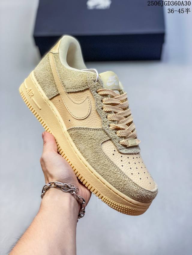 公司级Nike Air Force 7 原楦头原纸板 打造纯正低帮空军版型 专注外贸渠道 全掌内置蜂窝气垫 原盒配件 原厂中底钢印、拉帮完美 货号：Ib2574