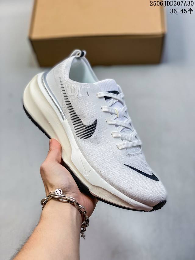 真标 耐克 Nike Zoomx Invincible Run Fk 3 机能风格运动鞋 厚底增高老爹鞋。最新一代的Invincible 第三代来了！首先鞋面采