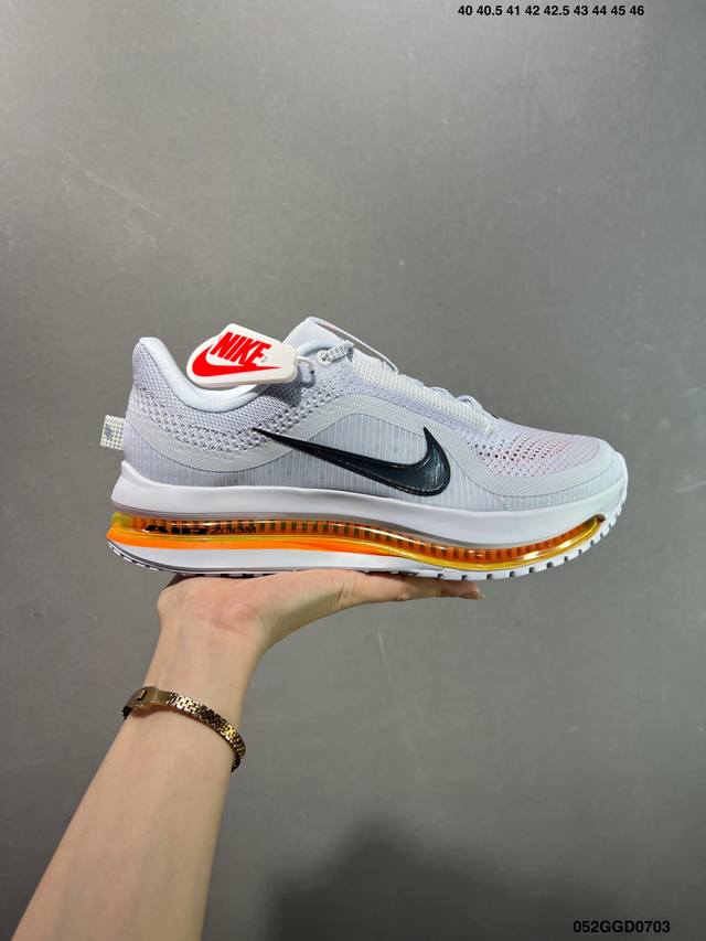公司级Nike Pegasus Premium Atmosphere 粉色 全掌可见的Air Zoom首次在Pegasus系列中出现，模仿了Vaporfly的碳