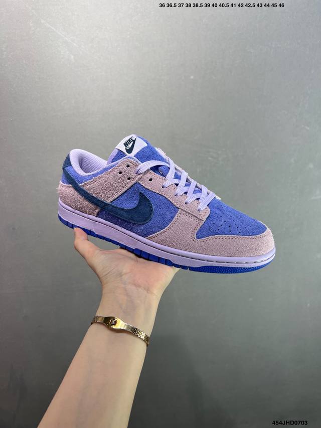 真标耐克Nike Dunk Low 扣篮系列 复古低帮休闲运动滑板板鞋 采用脚感柔软舒适Zoomair气垫 有效吸收滑板等极限运动在落地时带来的冲击力 为街头运