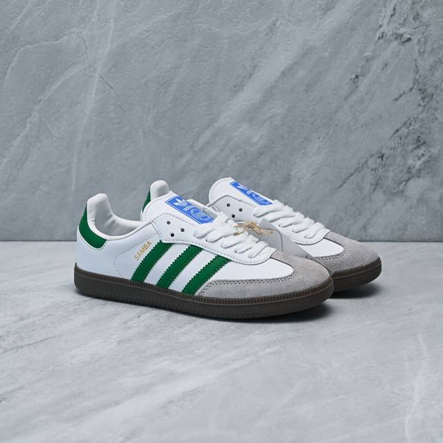 神版特价 Adidas Originals Samba Og 防滑 耐磨 低帮 板鞋 男女同款 简约大方的造型设计，给人以随性休闲的时尚格调，穿着舒适轻便，运动
