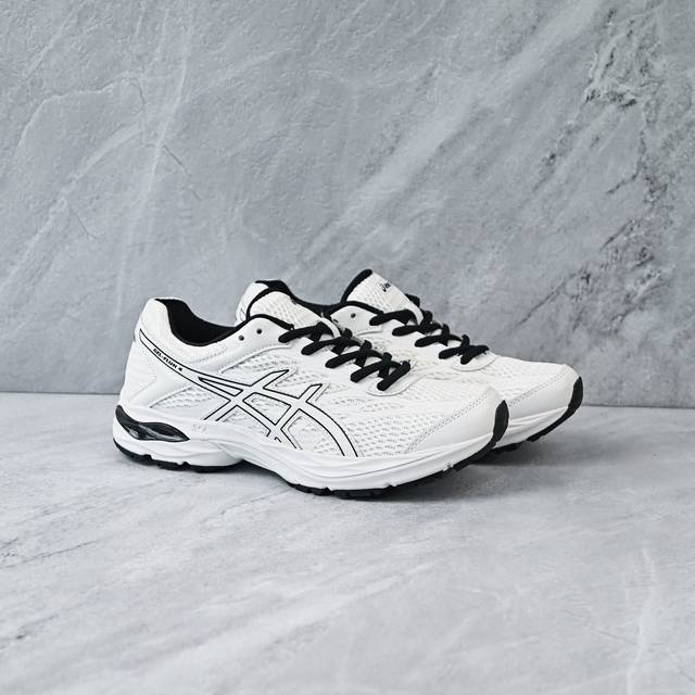 B版亚瑟士 Asics Gel-Fiux4 白色 亚瑟士减震防滑运动跑步鞋 鞋款采用亚瑟士Amplifoam科技，为运动中带来回弾性和轻量性感受。工程网眼鞋面提