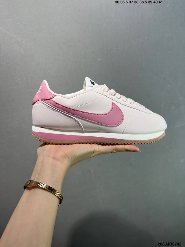 Nike Classic Cortez 耐克经典轻便舒适阿甘鞋休闲跑步鞋运动鞋 纯粹而执着的精神 使得Cortez种在了一代人的心里 无论是否喜欢它复古的鞋型