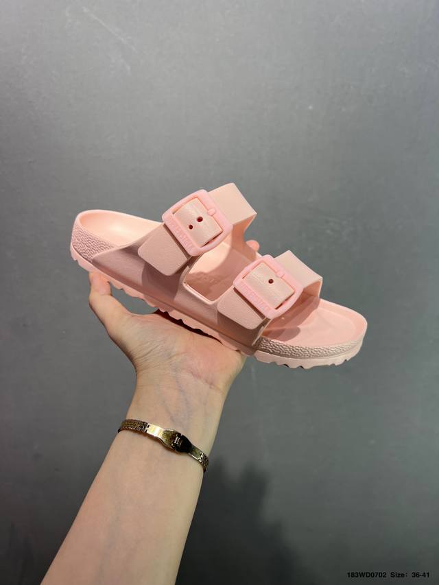 博肯 Birkenstock 三字拖鞋 广东原产#德国百年知名鞋履品牌 博肯Birkenstock 勃肯#采用质地柔软牛皮绒面材质#中底搭载缓震软木橡胶 其特有