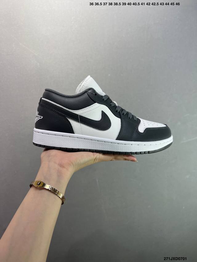 公司级Nike Air Jordan 1 Low Aj1乔1低帮休闲板鞋 同步官方配色 原档冲孔鞋头 四线拉帮 鞋舌高弹海绵填充 官方货号:553558 113