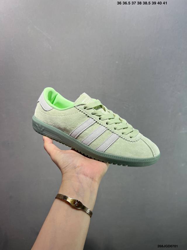 Adidas Originals Bermuda Brmd 时尚复古 耐磨轻便 低帮板鞋 货号:Jr7157 尺码:36 36.5 37 38 38.5 39