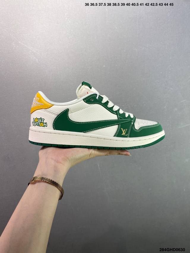 公司级Air Jordan 1 Low Og ”高端定制“ 斯图西米白蓝倒钩 大厂纯原工艺 原楦原纸板 原厂头层皮料 铸造最完美鞋型 一眼区别任何市售土肥圆版本
